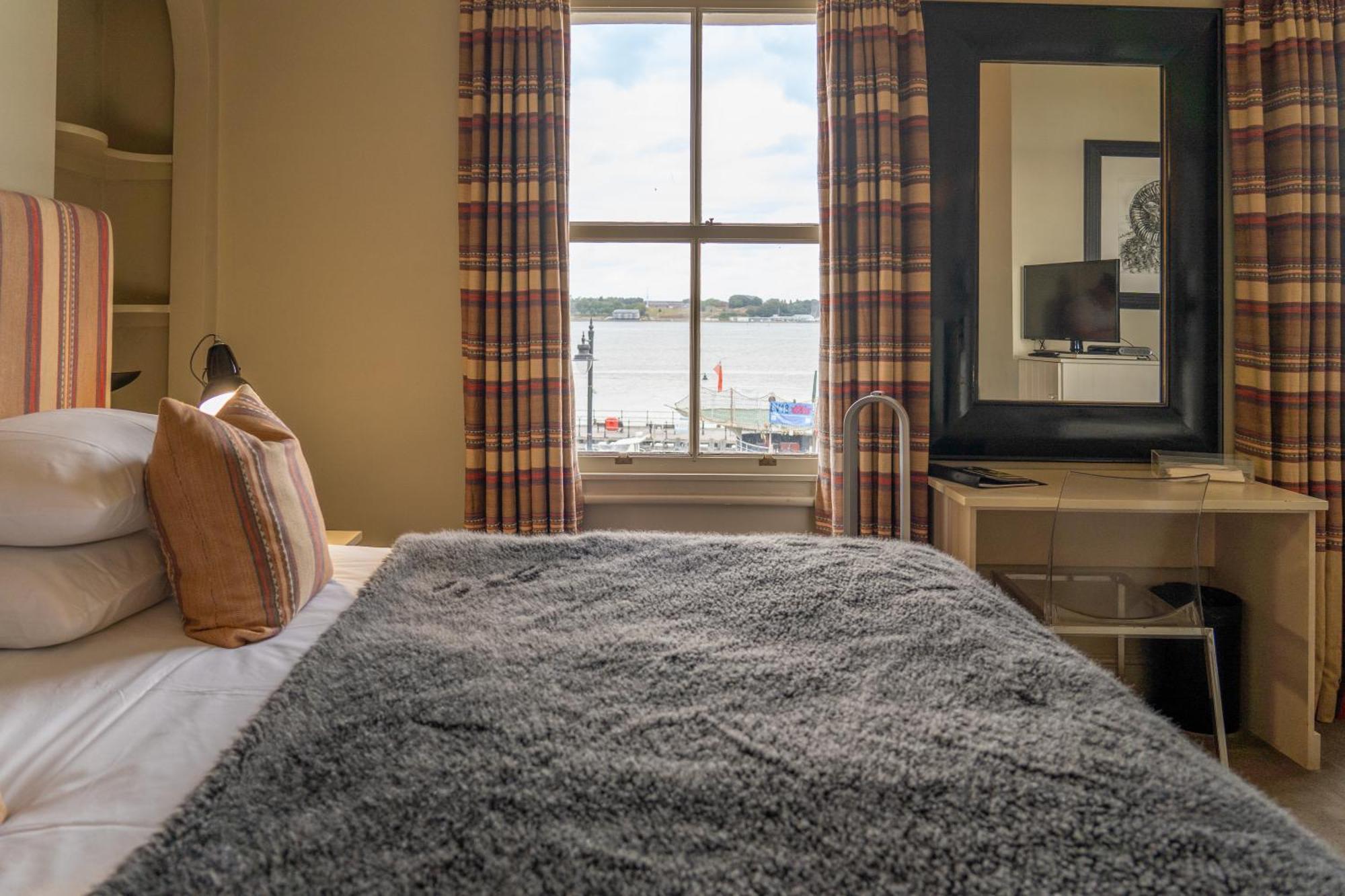 The Pier Hotel Harwich Ngoại thất bức ảnh